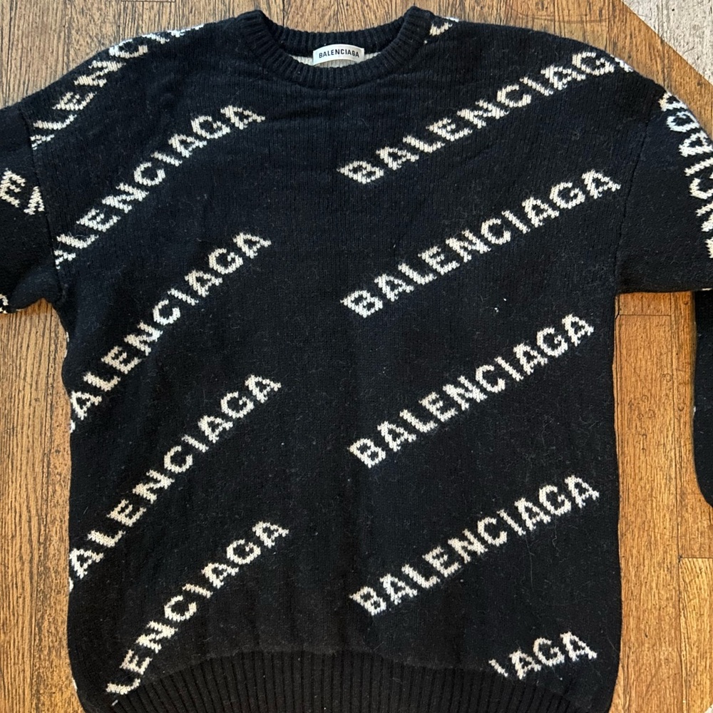 Balenciaga Black and White Logo Crewneck Sweater Women’s